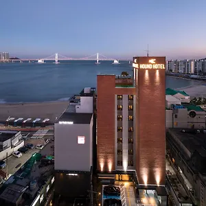 hound-gwangan.busan-hotelsweb.com/